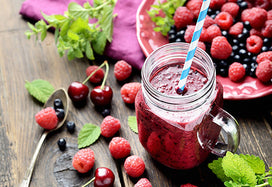AYMES Berry and Almond Shake
