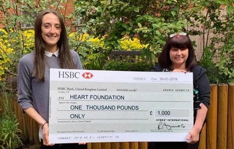 The British Heart Foundation receives £1000 cheque