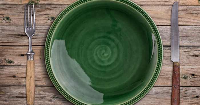Plate setting with empty plate